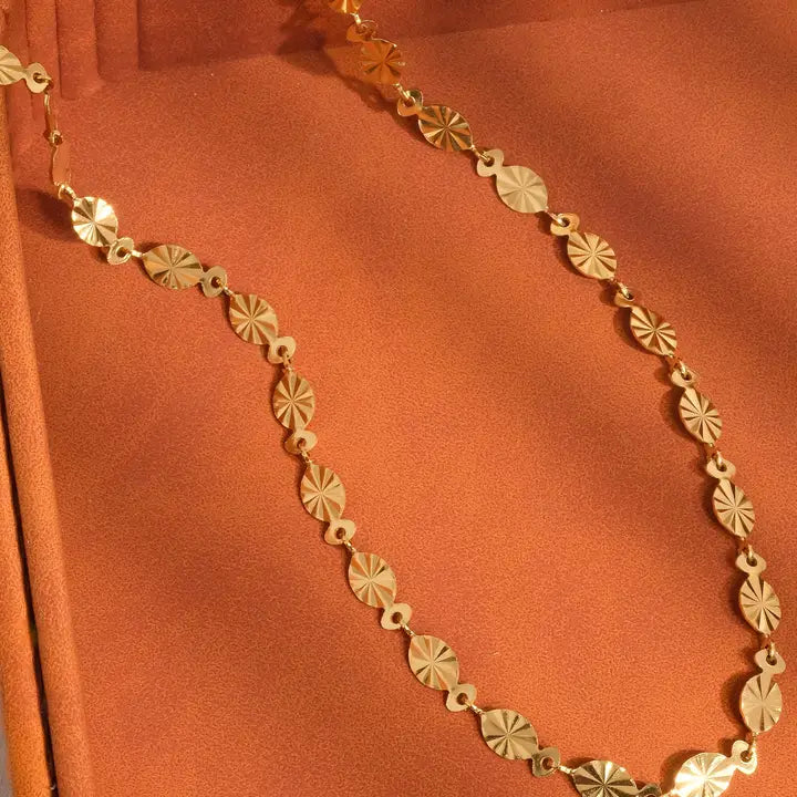 Bise Classic Oval Chain Necklace