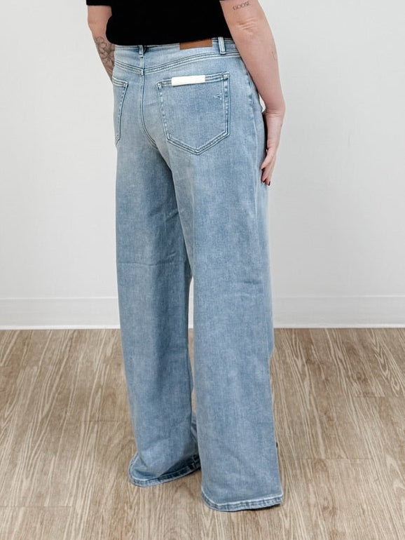 Clean Stretch High Rise Wide Leg Jean