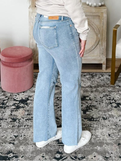 Mid Rise Ultra Stretch Slim Straight Leg Jeans in Light Blue