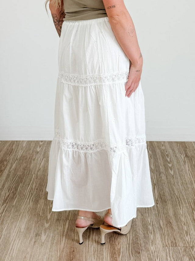Elegant Bohemian Long Lace Skirt