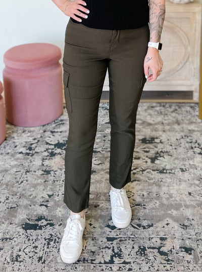 Hyperstretch High Rise Straight Leg Cargo Pant in Dark Olive
