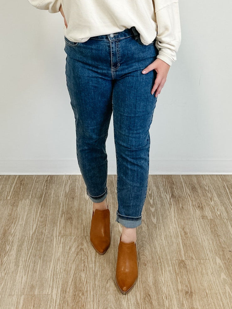 Claudia Slim Leg Jeans