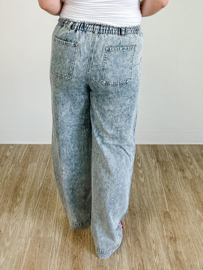 Wide Leg Denim Pant in Washed Blue Denim