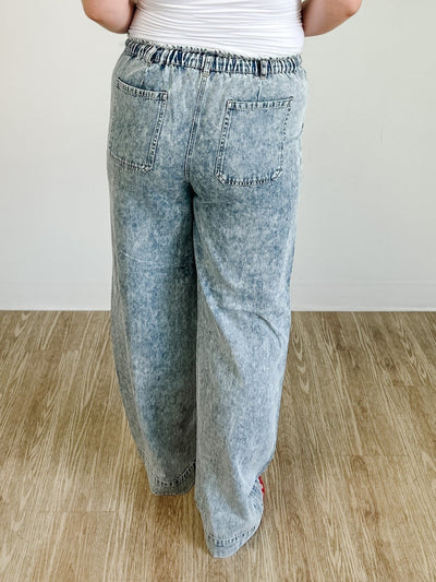 Wide Leg Denim Pant in Washed Blue Denim