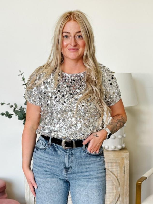 Sequin Round Neck Short Sleeve Crop Top in Silver