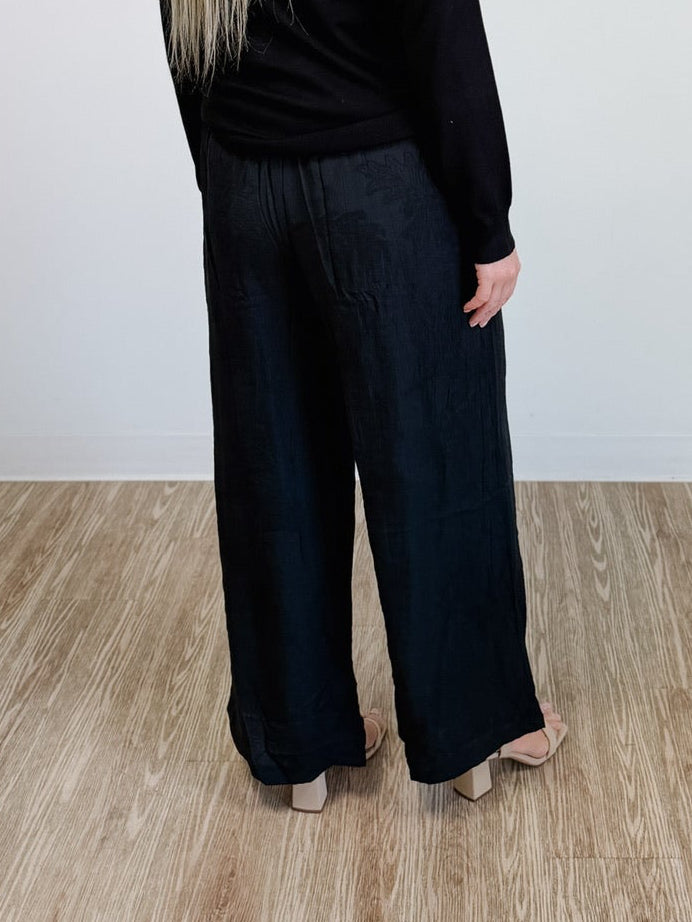 Bohemian Riviera Relaxed-Chic Pants in Black