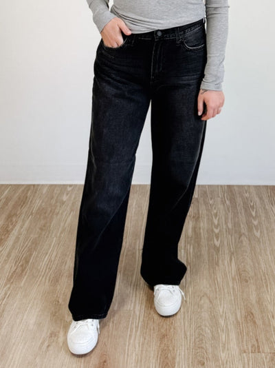 Relaxed Straight Leg Jeans