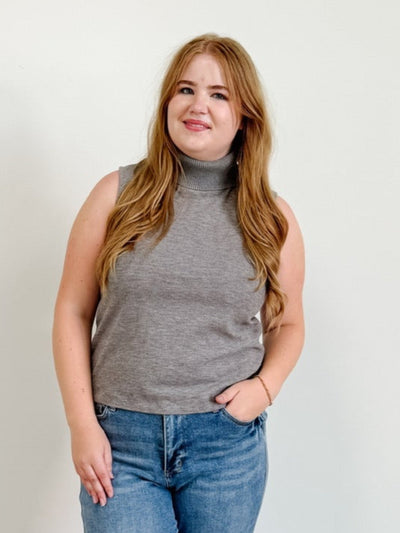 Sleeveless Turtleneck Knit Top in Heather Grey