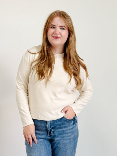 Long Sleeve Round Neck Knit Top in Cream