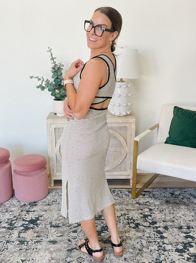 Criss Cross Detailed Striped Bodycon Midi Dress