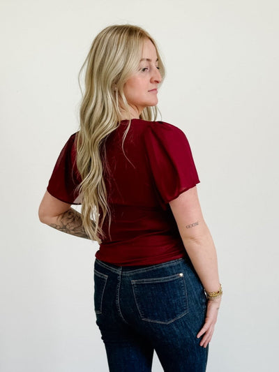 Mesh Ruffled Sleeve Slim Fit V-Neck Tee