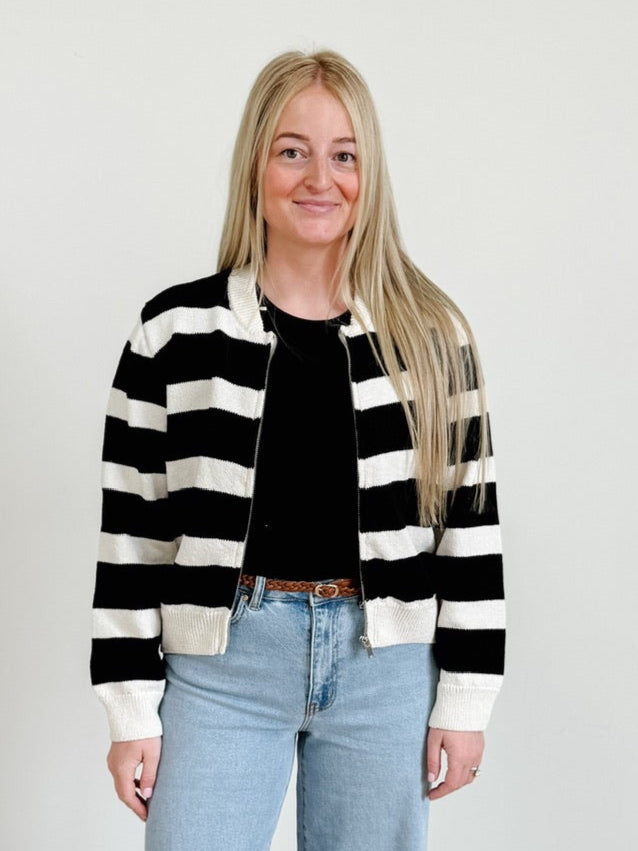 Thora Long Sleeve O-Neck Bomber Knit Sweater
