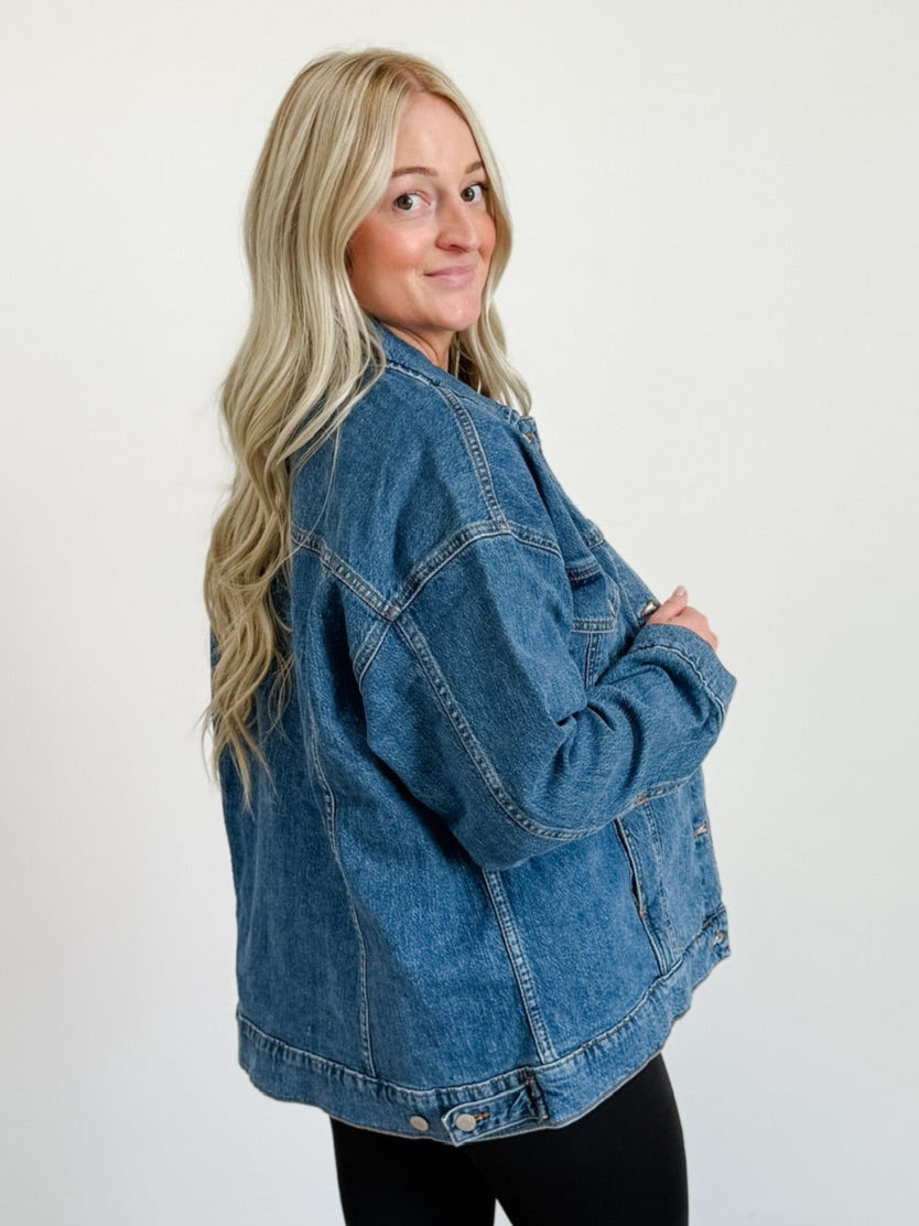 The Iconic Denim Jacket in Medium Wash