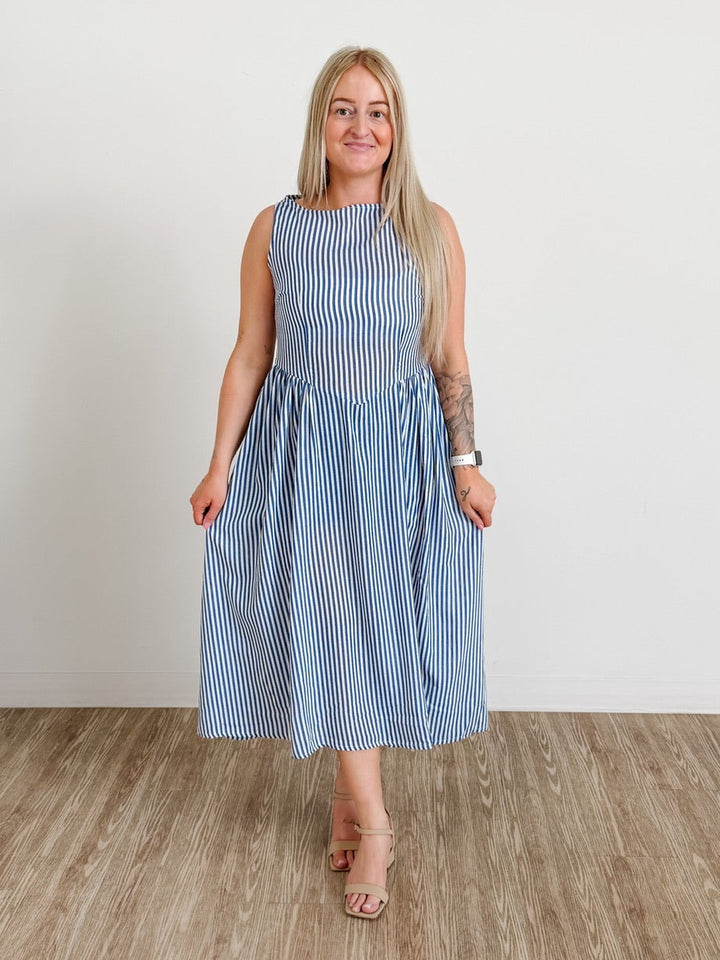 Sleeveless Boat Neck Stripe Print Linen Effect Dress