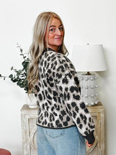 Soft Cozy Leopard Graphic Knit Sweater