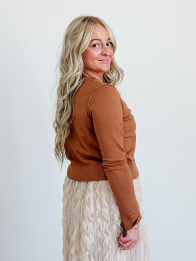 Easy Crewneck Cardigan in Toffee