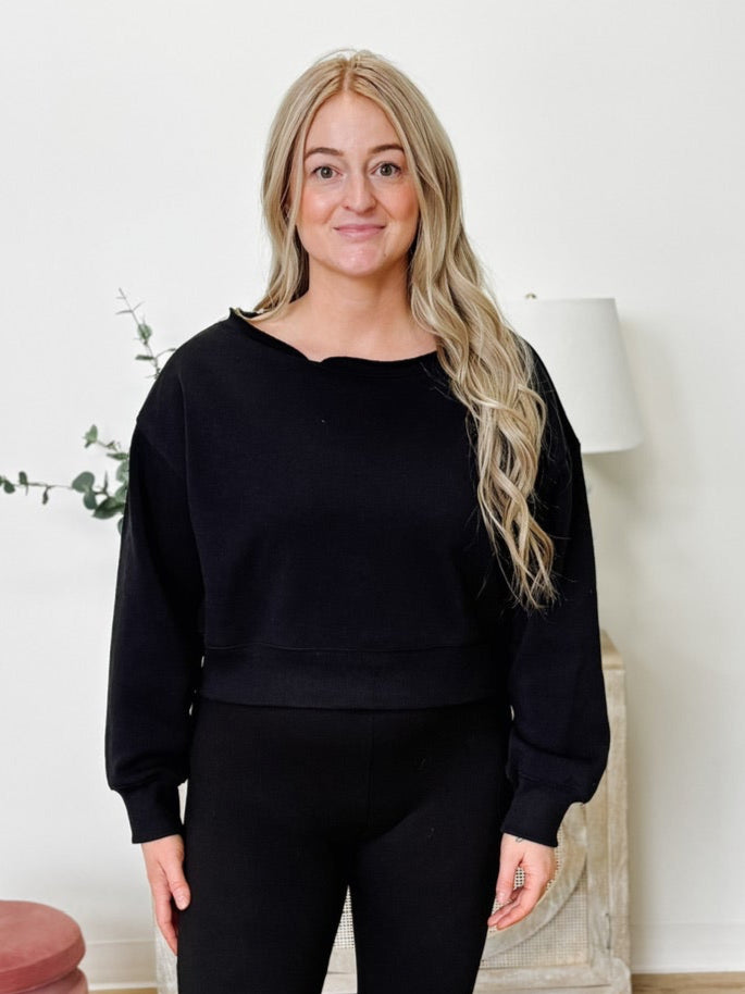 Fleece Boat Neck Pullover in Black