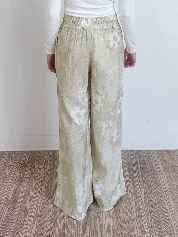 Wide Leg Flowy Pants in Champagne Floral
