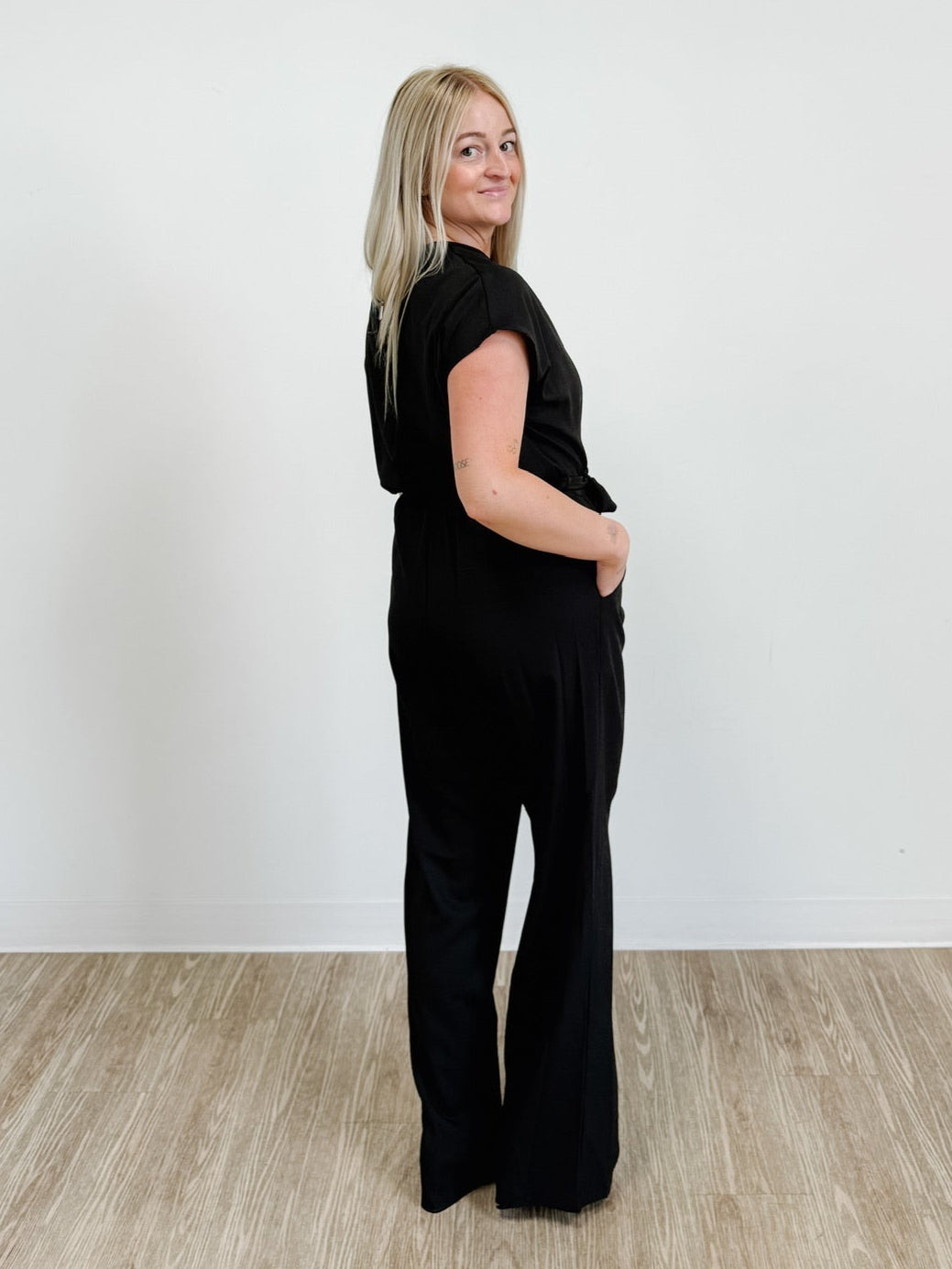 Cap Sleeve Jumpsuit With Detachable Waist Tie