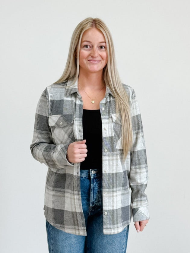 Cassian Shirt in Grey / Beige Plaid