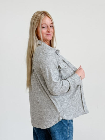 Cassian Shirt in White / Black Speckle