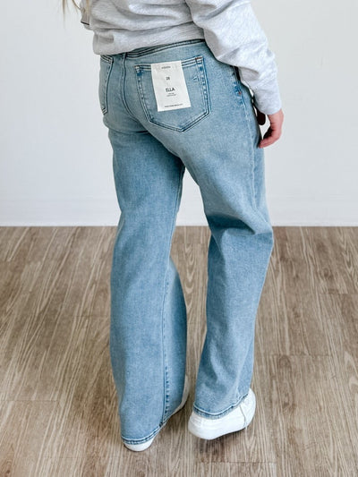 Vintage Wash Stretch Mid Rise Classic Straight