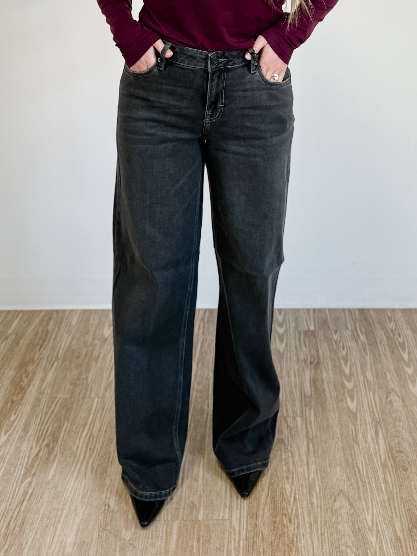 Mid Rise Stretch Dad Jean in Charcoal