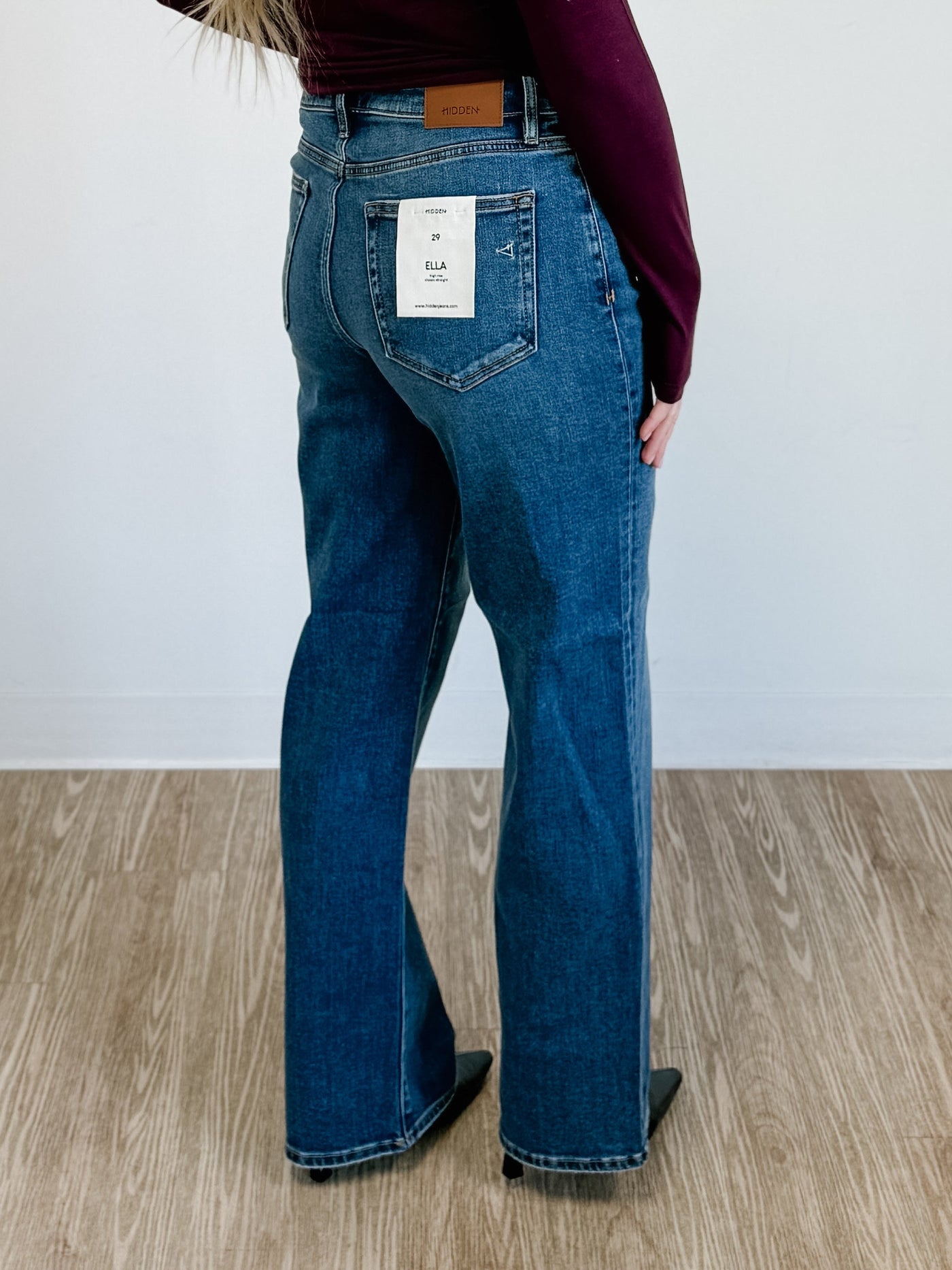 Clean Stretch High Rise Classic Straight