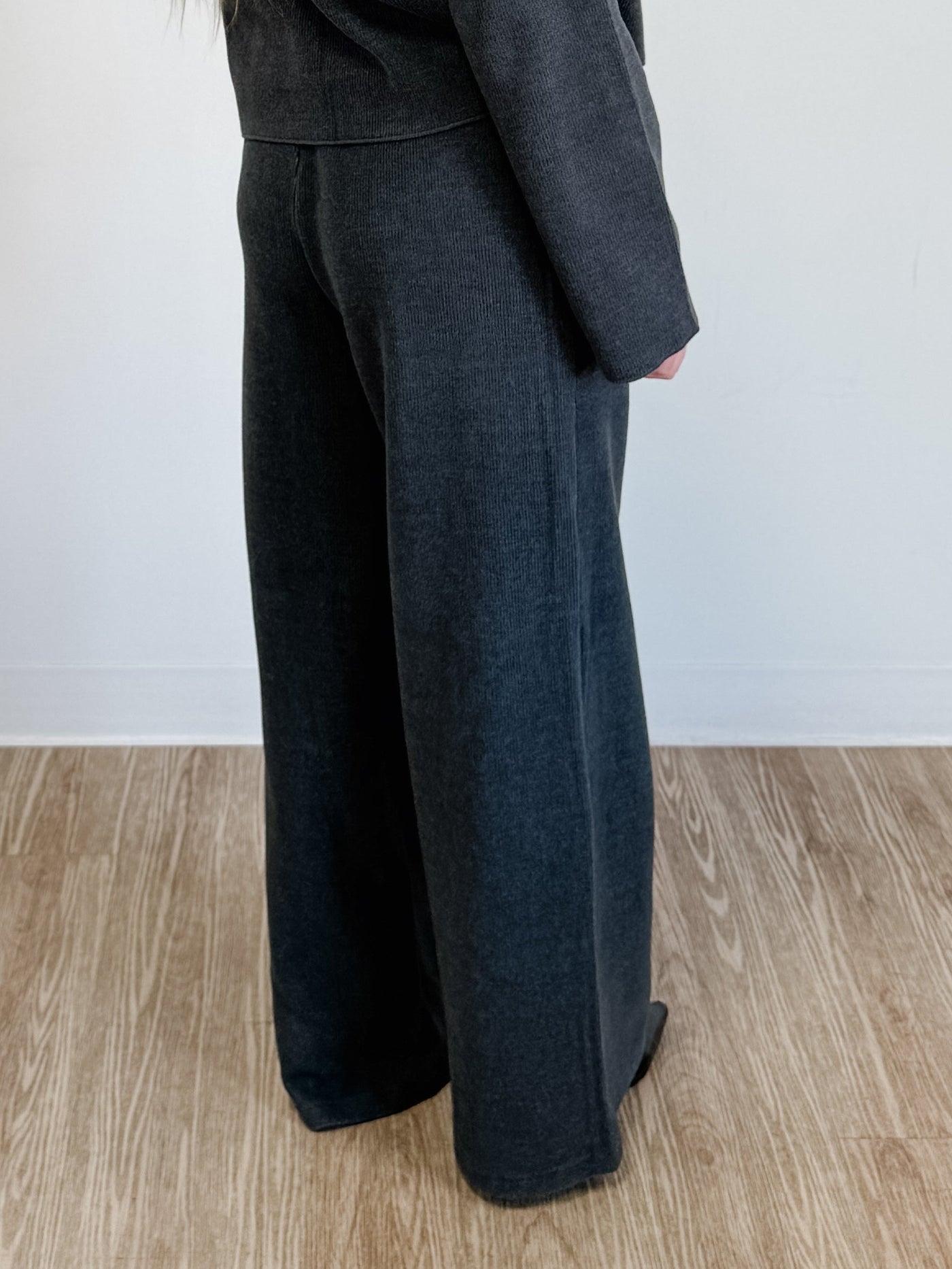 Wide Leg Ribbed Pant in Charcoal Heather