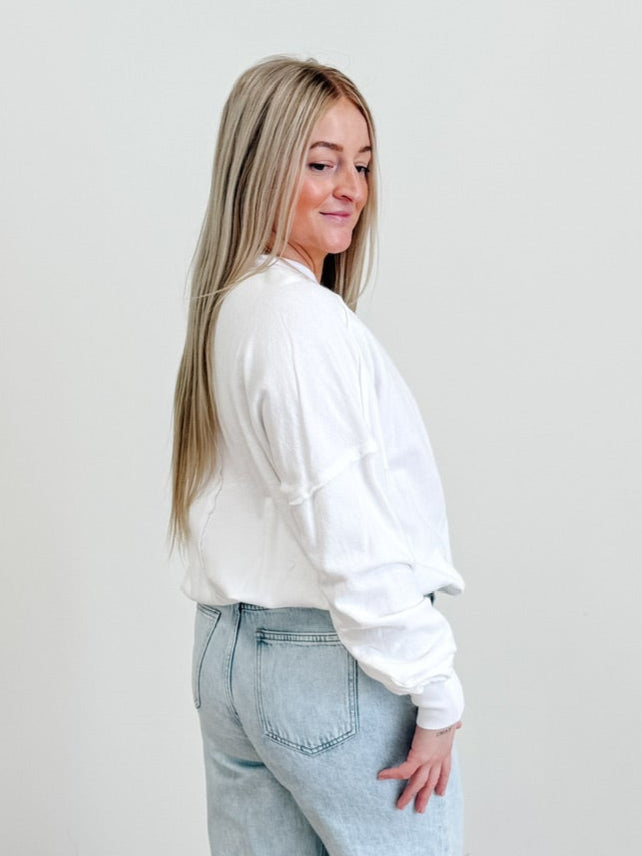 Long Sleeve Pullover Sweater Top in White
