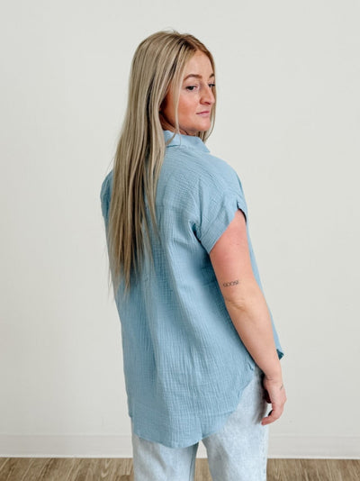 Button Up Cotton Shirt in Chambray
