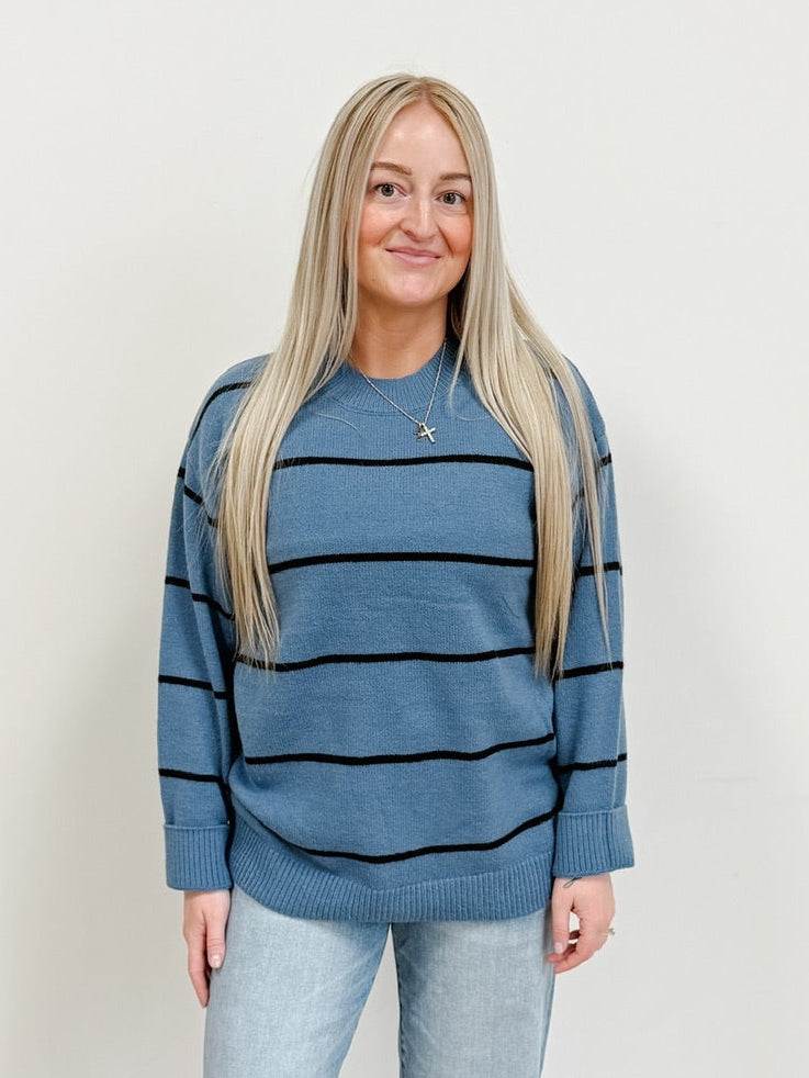 Round Neck Stripe Sweater in Dusty Blue / Black