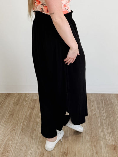 Round Hem Smocked Waist Side Slit Maxi Skirt With Pockets