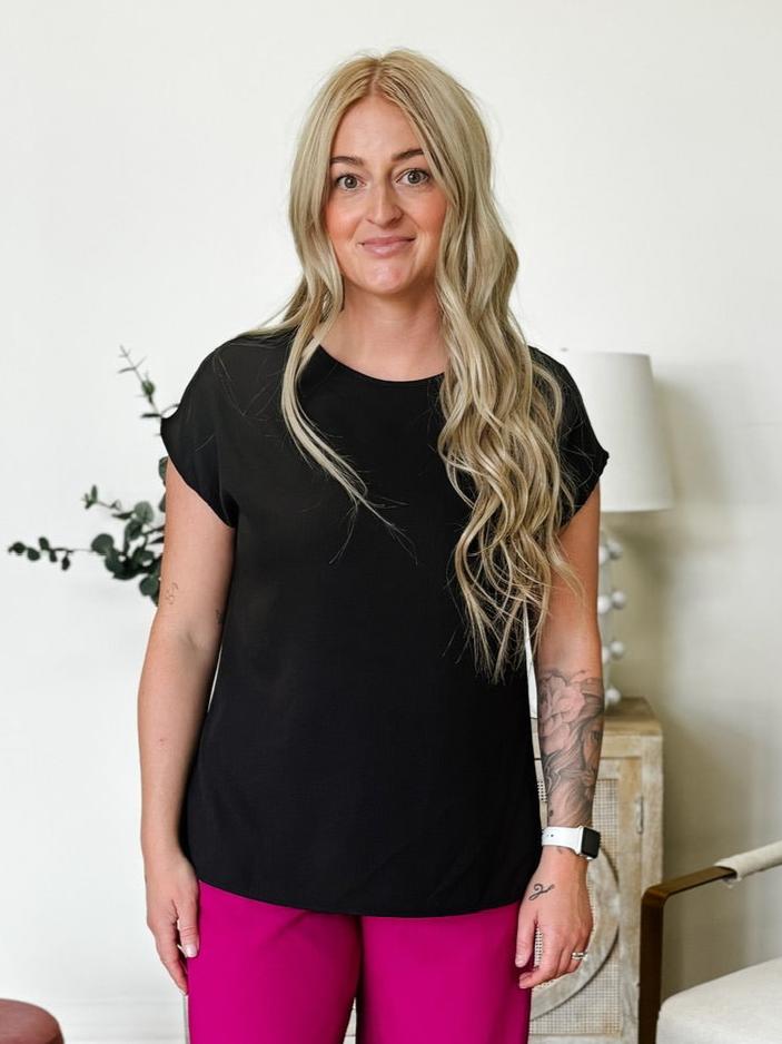 Cap Sleeve Round Neck Top in Black