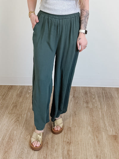 Woven Crinkle Wide Leg Pants With Pockets in Ash Jade
