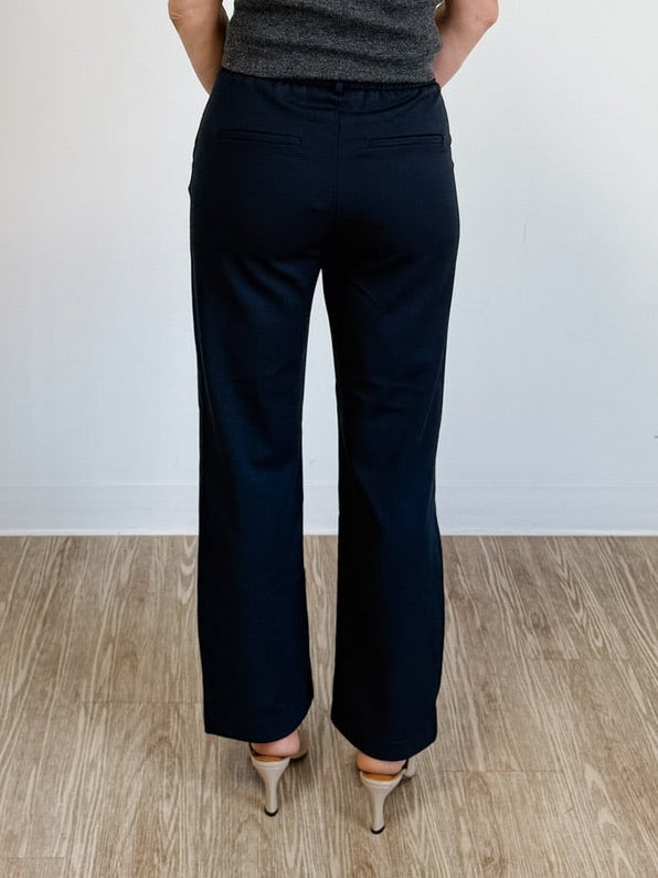 Maya Straight Solid Pant