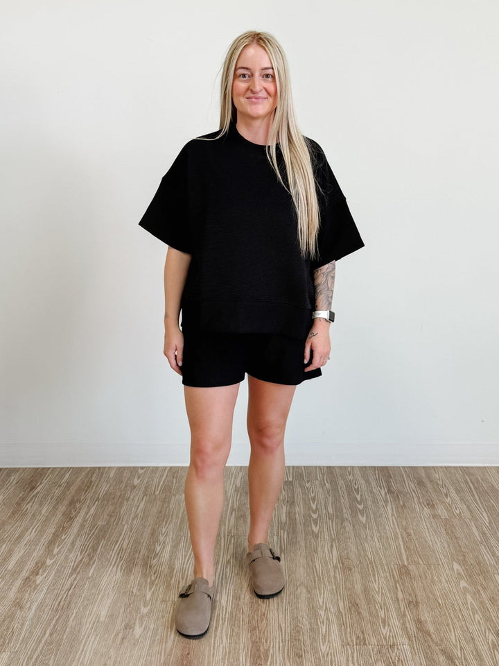 Ribbed Round Neck Waist Banded Tee &amp; Shorts Set in Black