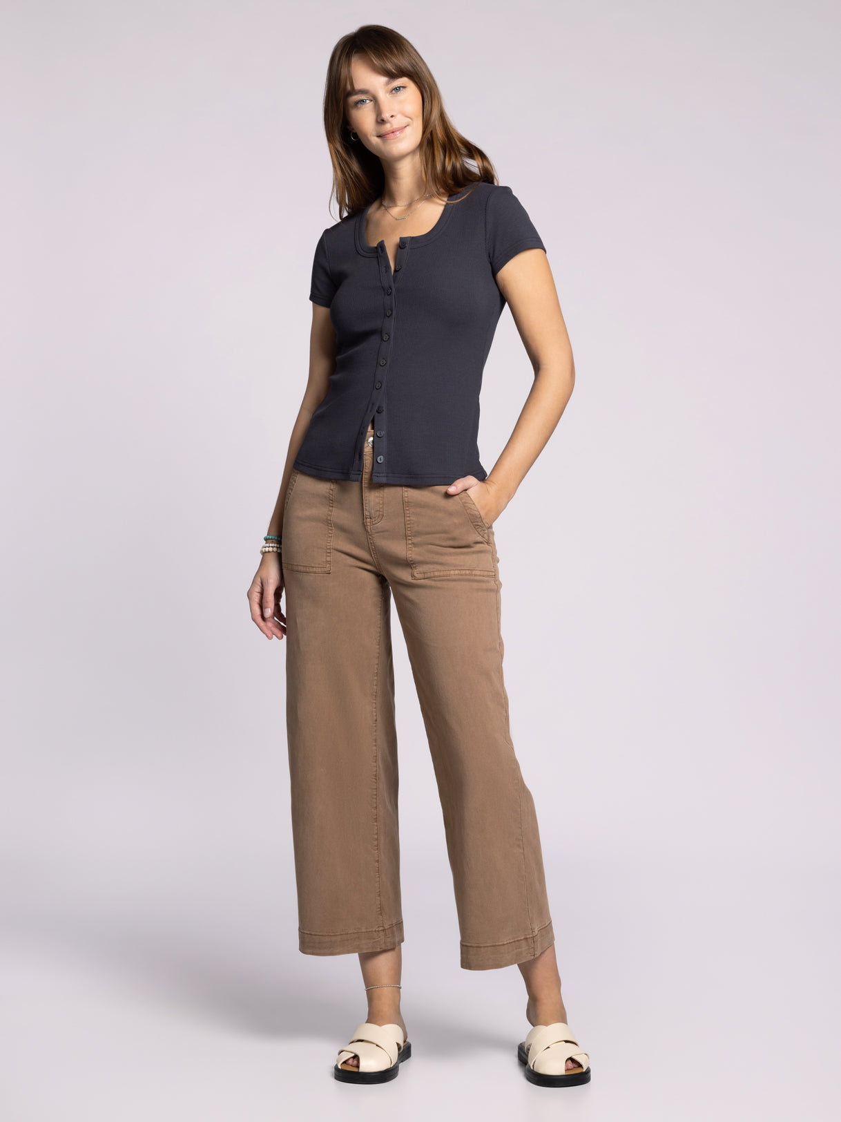 Kellie Top in Obisidian